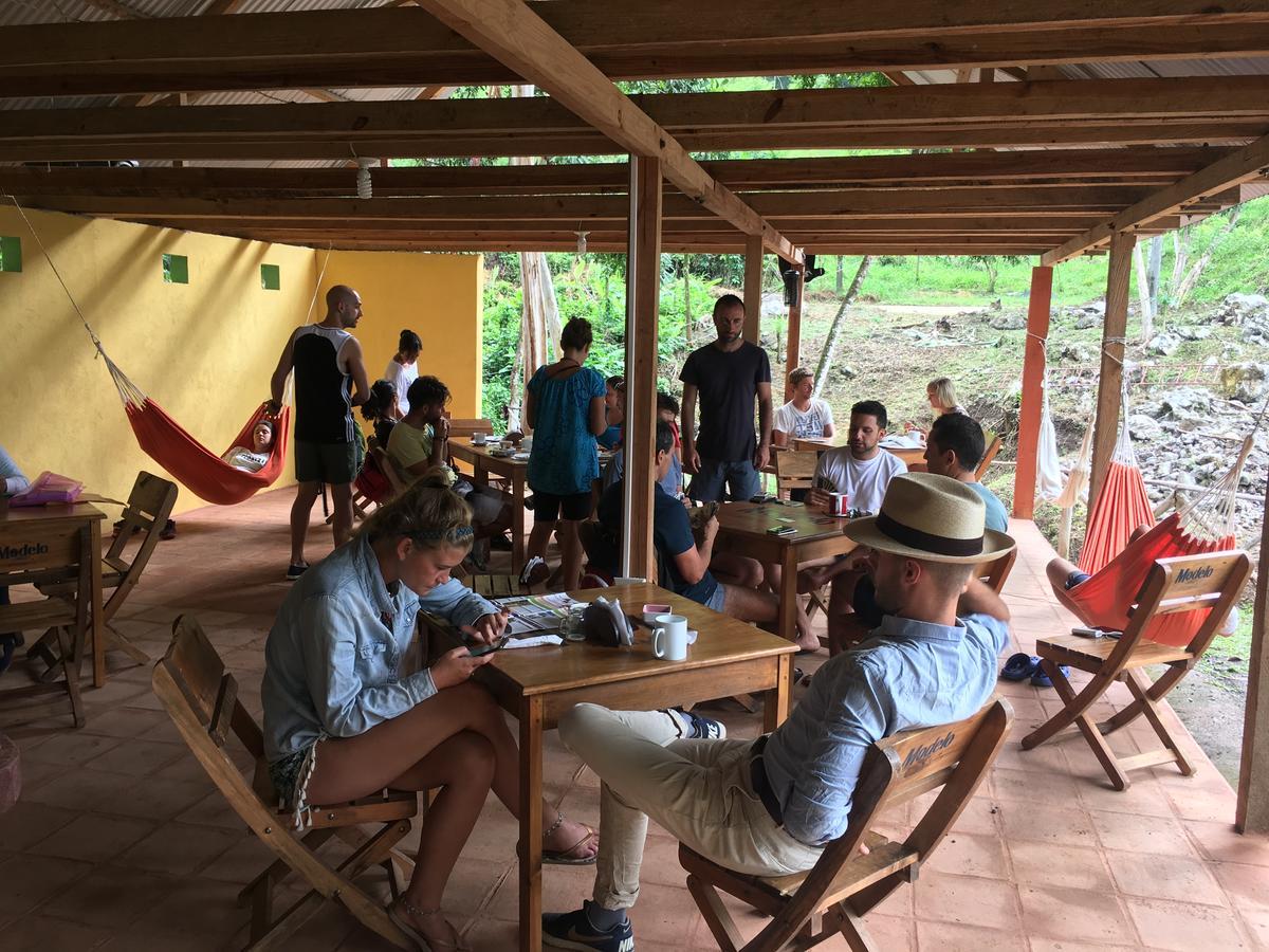לאנקווין Aruma Eco-Hostal מראה חיצוני תמונה